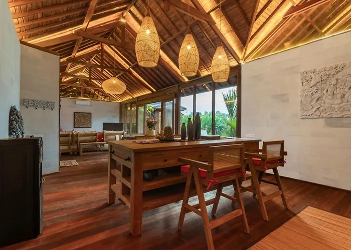 2br Amethyst Private Pool & Rice Field Vibes Villa *